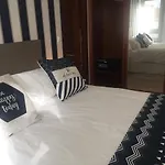 -suites *